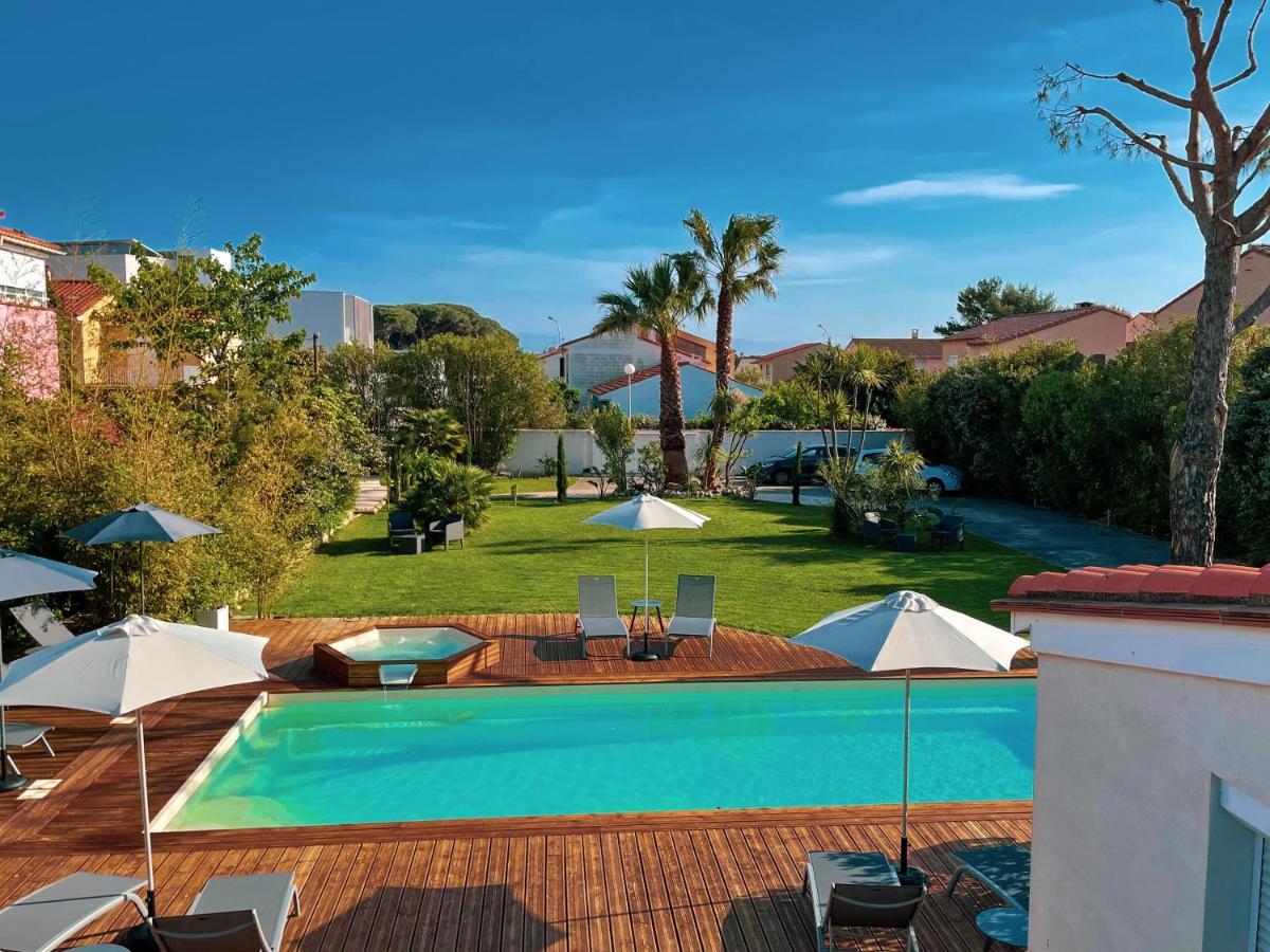 Domaine Le Courti - Adult Only Hotel Le Barcares Exterior photo