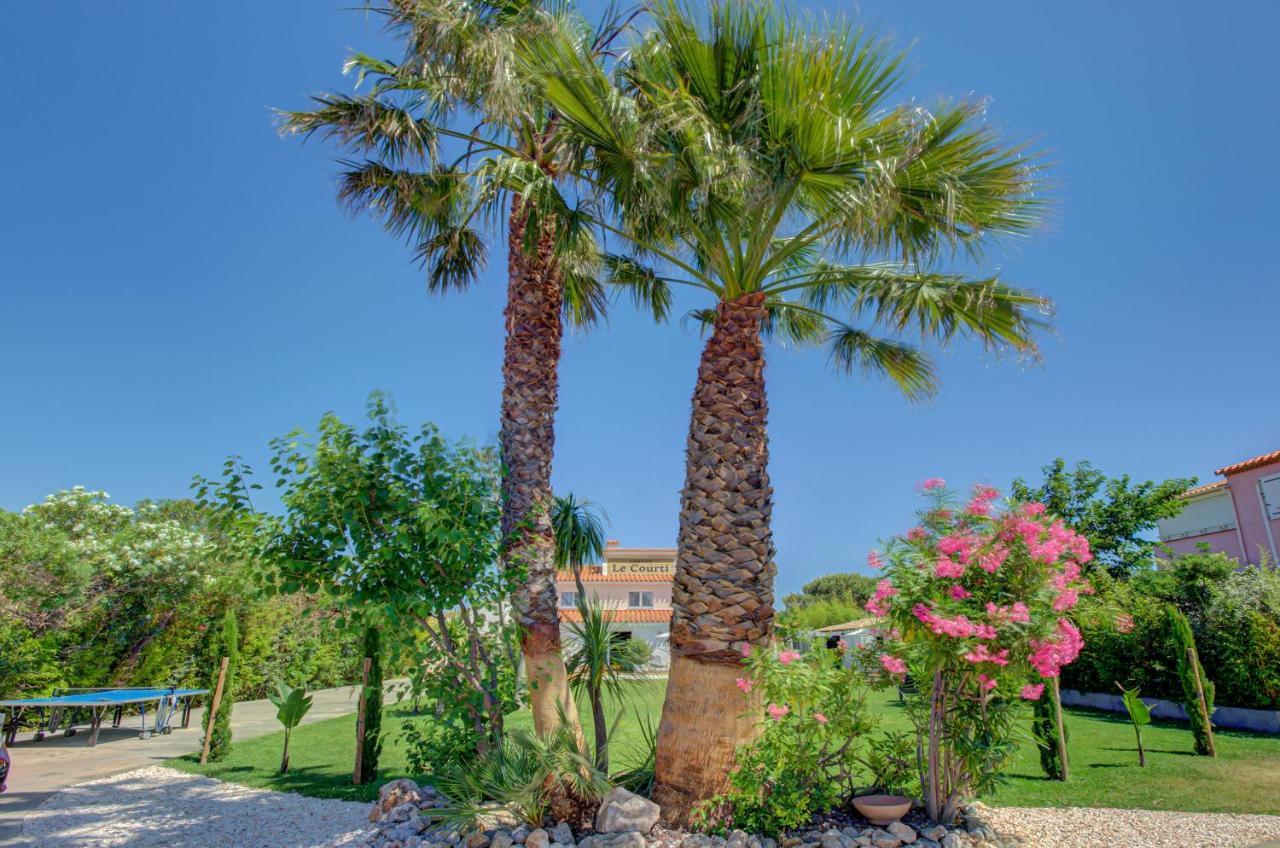 Domaine Le Courti - Adult Only Hotel Le Barcares Exterior photo
