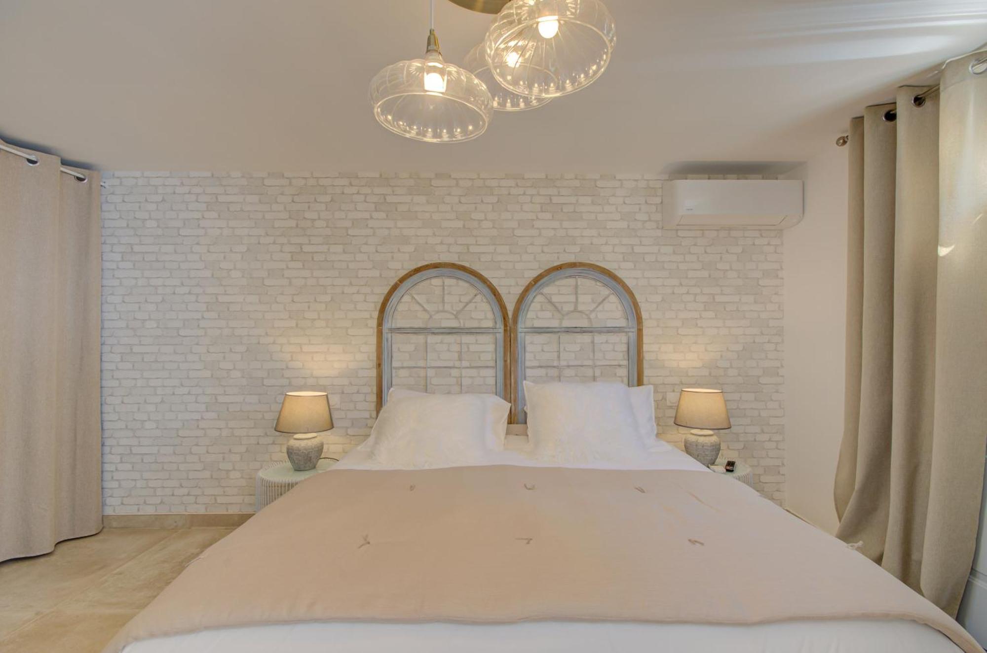 Domaine Le Courti - Adult Only Hotel Le Barcares Room photo
